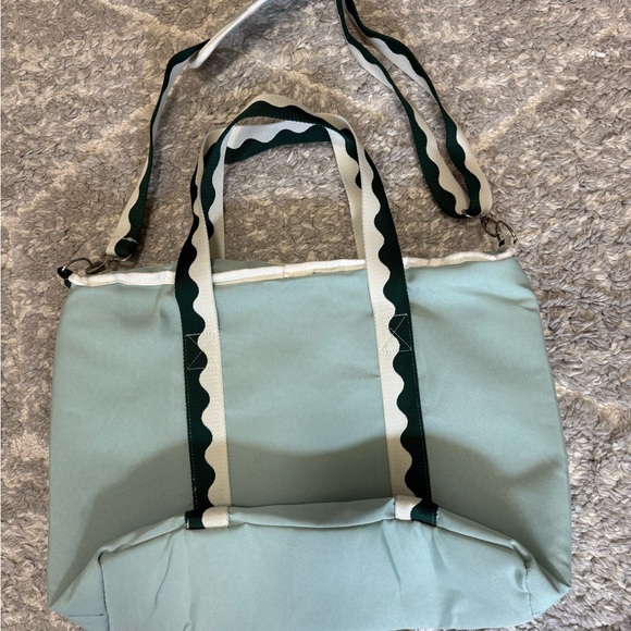 Business & Pleasure Co. Cooler Tote bag NWT - Picture 3 of 4